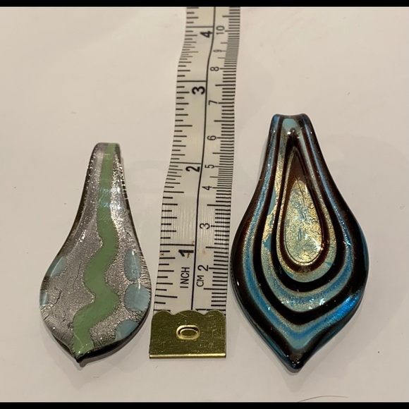 💟 Sale 2/$15 💟 Murano Glass Pendants (2) - Picture 3 of 4